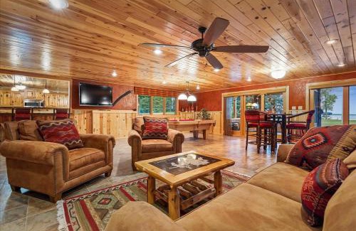 Cass Lake Casa | Woodhaven