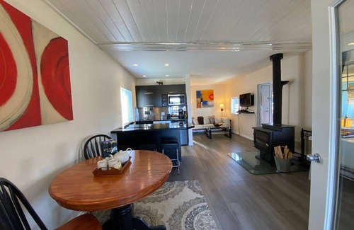 Prince George Cabaña | Woodhouse Cottages and Ranch