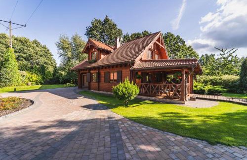 Lubowo Casa | Woodhouse