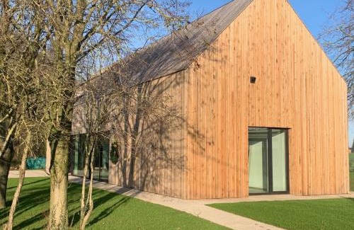 Zonnebeke Casa | Woodhouse94