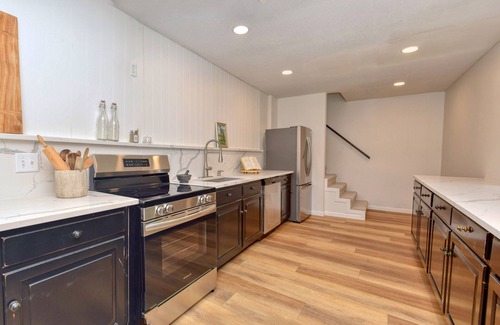 Koleen Cabina | Woodland Cabin in Bloomfield on Deer Lake -perfect getaway