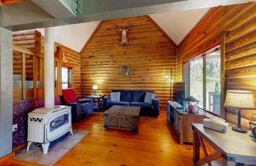 New Meadows Casa | Woodland Chalet