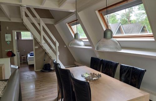 Stramproy Casa | Woodland Comfort with a Cozy Touches