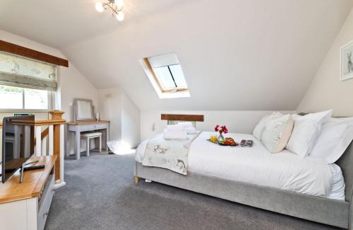 Axton Casa | Woodland Cottage