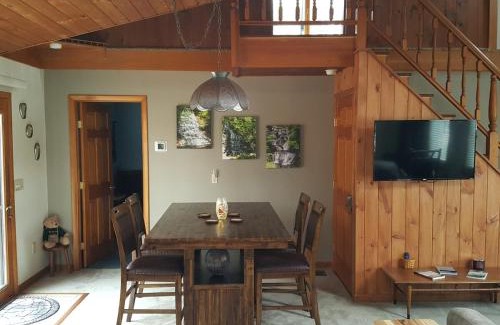 Naples Casa | Woodland Hideaway