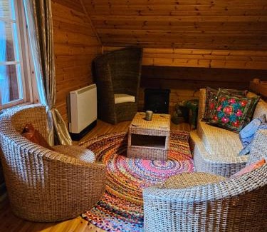 Ballyconnell Chalet De Esquí | Woodland Log Cabin
