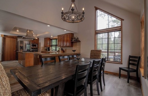 Dogwood Mountain Cabina | Woodland Retreat - Horse-Friendly + AC
