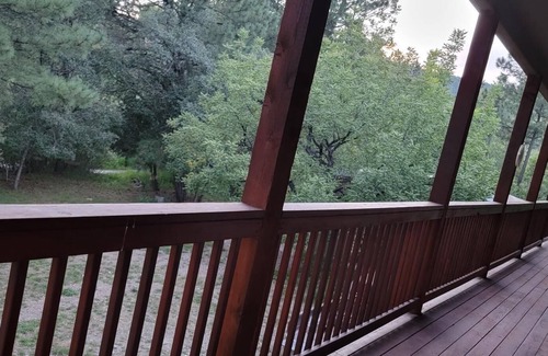 Ruidoso Apartamento | Woodland river location with all the nature, none of the stress!
