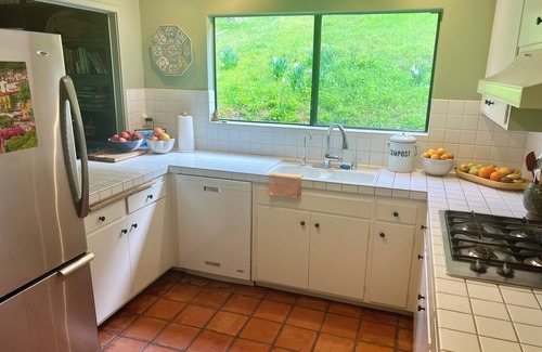 West End Casa | Woodland Sanctuary Walking Distance to towns of San Anselmo and San Rafael