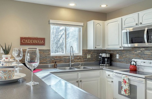 Innsbrook Casa | Woodland View by Sarah Bernard Chalets, House near Golf Course and Aspen Center