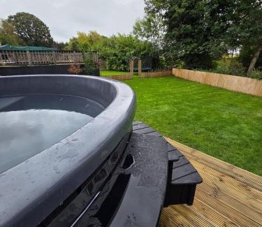 Whitney-on-Wye Casa | Woodland View Retreat - Luxury Stay, Endless Fun