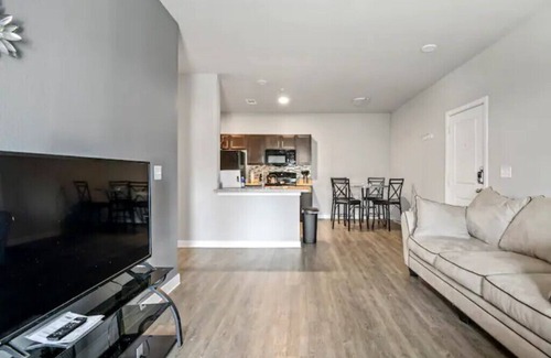 Conroe Apartamento | Woodlands 2 Bedroom Cozy Apt w/ Free Parking