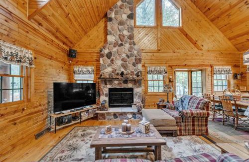 Town of Westfield Casa | Woodlands Cabin Retreat in Oxford cabin