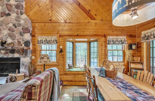 Town of Westfield Casa | Woodlands Cabin Retreat in Oxford cabin