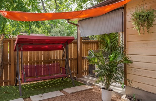 Midtown Casa | Woodlawn Main-House Downtown SA