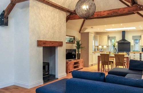 Chippenham Casa | Woodmans Cottage Nables Farm