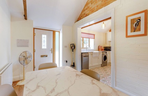 Tilney Fen End Cabaña | Woodpecker Barn - UK38613