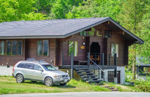 Hokujo Casa | Woodpecker Chalet