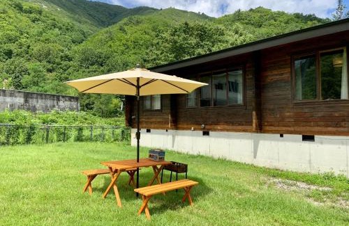 Hokujo Casa | Woodpecker Chalet