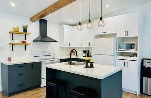 Orford Casa | Woodpecker, Spa,Foyer,Bike,Ski!