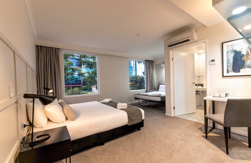 Southport Hotel | Woodroffe Hotel