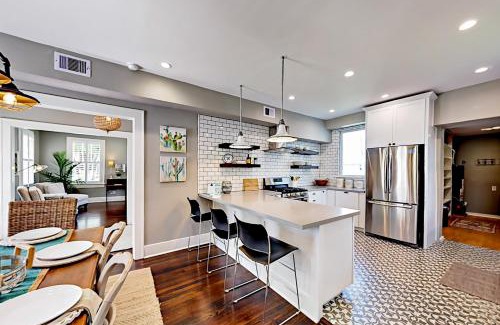 Galveston Casa | Woodrow Manor