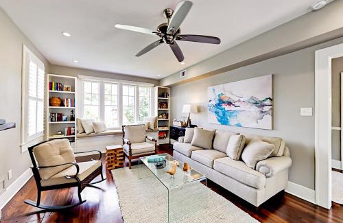 Galveston Casa | Woodrow Manor