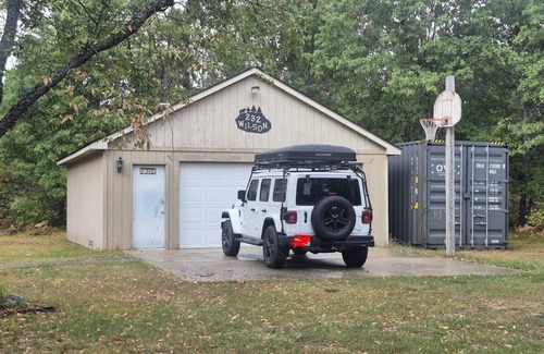 Grayling Cabina | Woodrow's Woods Grayling Trails & Nature Escape