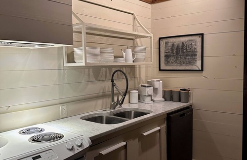 Batesville Cabina | Woods and Water Cabin
