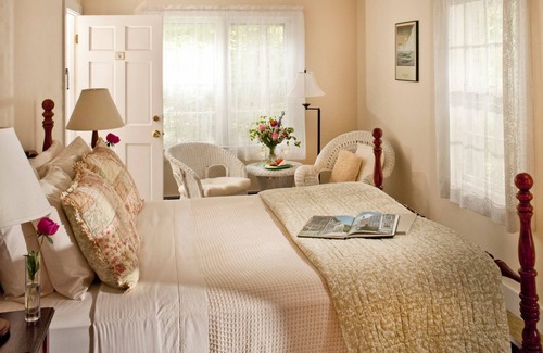 Falmouth Casa | Woods Hole Passage Inn
