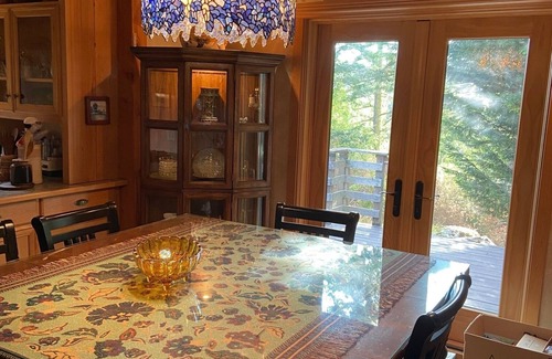 Friday Harbor Cabaña | Woods Lake Cottage