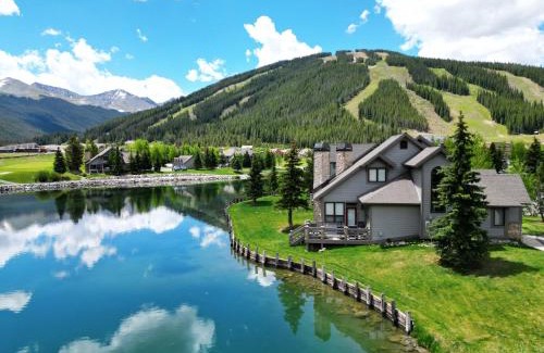 East Village at Copper Casa | Woods12 Townhome Condo