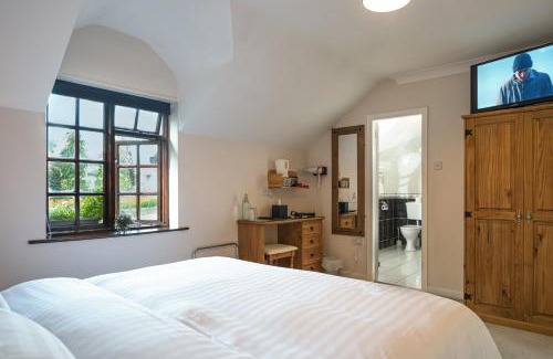 Westport Casa | Woodside Lodge accomodation