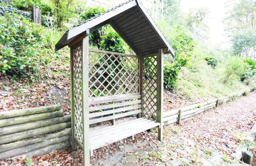 Westleigh Apartamento | Woodside Oak hot tub & pool sleeps 4-6