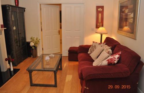 Mohill Casa | Woodside Self Catering Lough Rynn