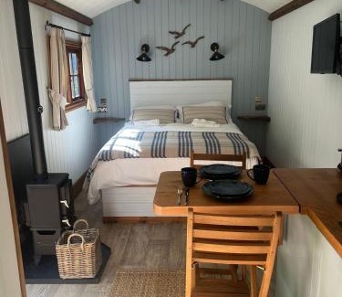 Hawsker Apartamento | Woodside Shepherd Hut with free parking - Hawsker near whitby