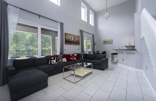 Crescent Lakes Casa | Woodside Villa at White Rose Villas