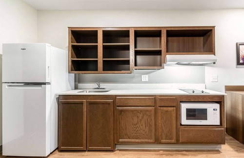 West Newton Hotel | WoodSpring Suites Indianapolis Airport South