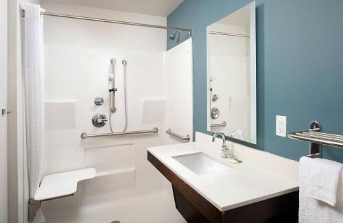 Lowell Hotel | WoodSpring Suites Rogers Bentonville