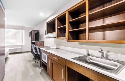 Southeast Houston Hotel | Woodspring Suites South Houston Hobby
