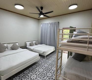 Bentong Otro | Woodstock Camp Chalet