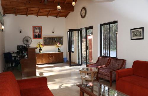 Turkaura Casa | Woodsvilla Residency Ranikhet