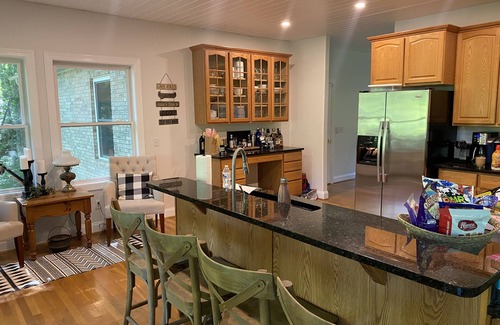 Winchester Casa | Woodsy 6br Lake House W/ Dock Near Twin Creeks