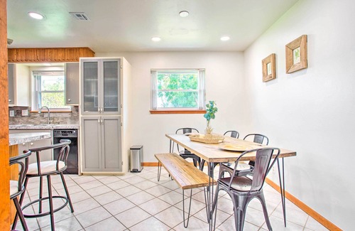 Woodward Casa | Woodward Home Near Crystal Beach Water Park!