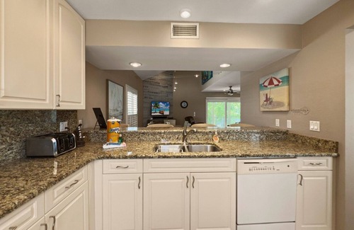 Boca Grande Casa | Woodwind Beach 11 | Pet Friendly | Beachfront | Community Pool | Sleeps 6