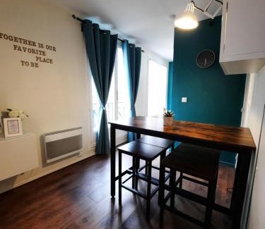 Noisy-sur-Ecole Apartamento | Wool INN Studio in the Forest