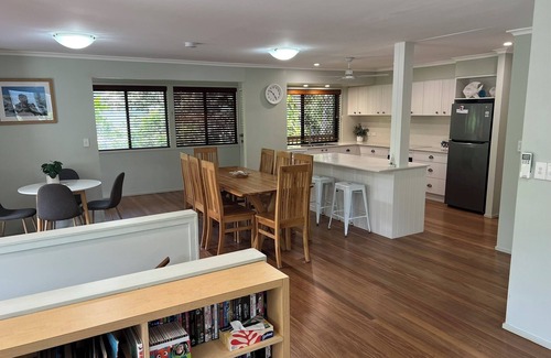 Woorim Casa | Woorim Waves Beach House (dog friendly)
