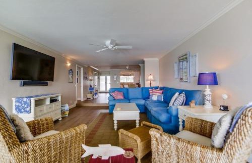 Solana Beach Apartamento | Work Friendly Oceanfront SURF25 Condo