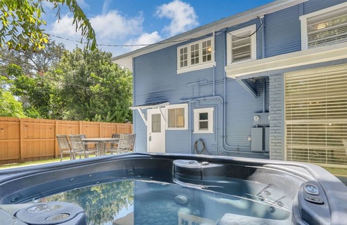 Tarpon River Casa | Work-friendly, shared hot tub! Near Las Olas Blvd