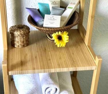 Ludwigshafen-Friesenheim Apartamento | Work from Home 2BR, FREE parking,Netflix,Near BASF